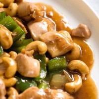 CASHEW CHICKEN